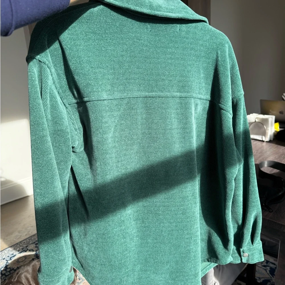 Forever 21 Shacket - Picture 3 of 3